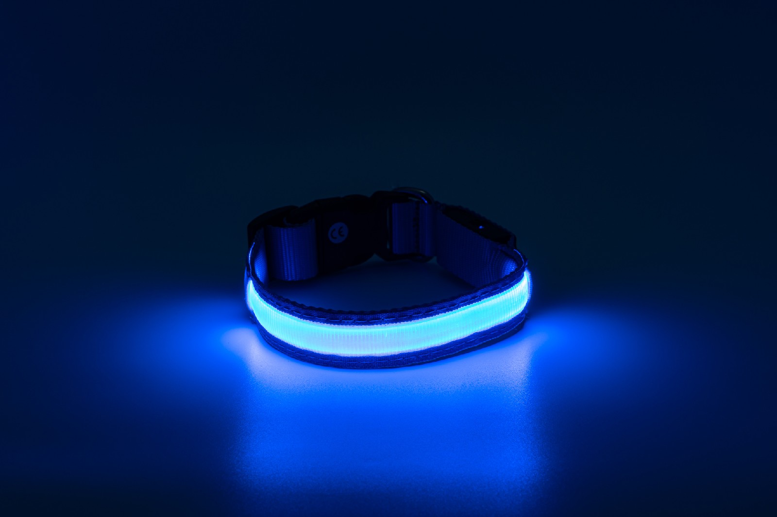 Limaya led svítící obojek pro psy Blue - white strip | Limaya